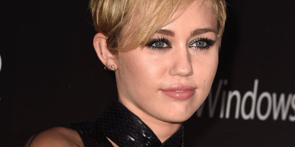 10 Female Celebrities Who Are Younger Than They Look