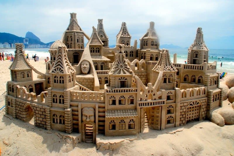 20 Awesome And Intricate Sandcastles You Have To See Page 4 of 5