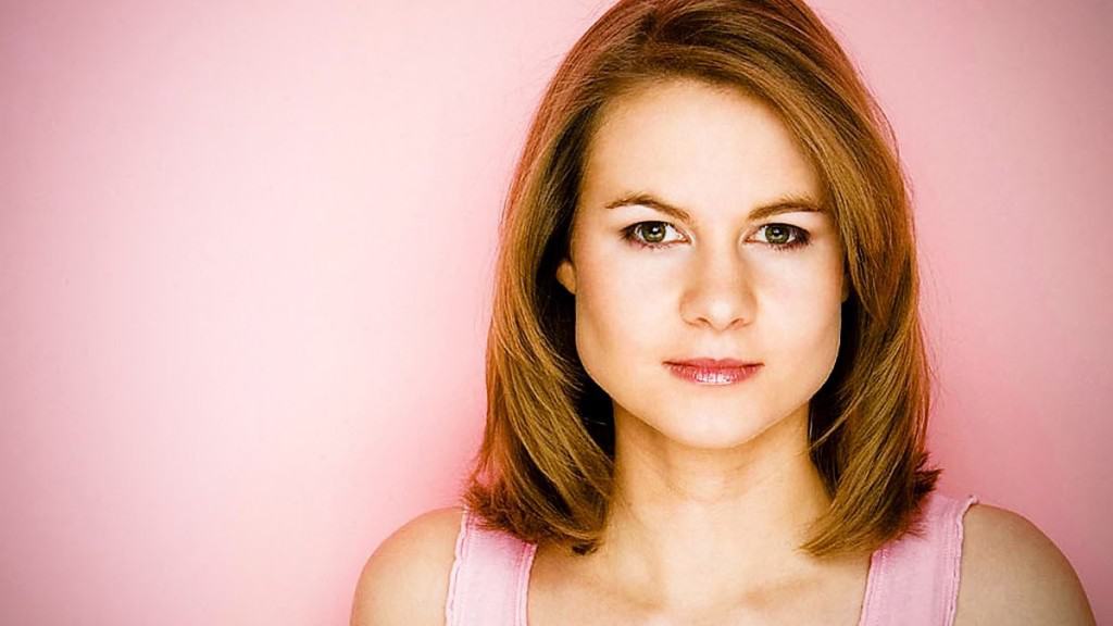 10 Of The Hottest Female Comedians Working In The UK