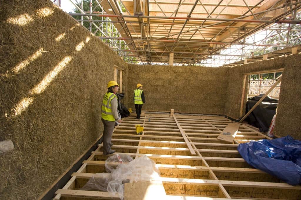 10 Cheap And Creative Alternative Housing Designs Page 2