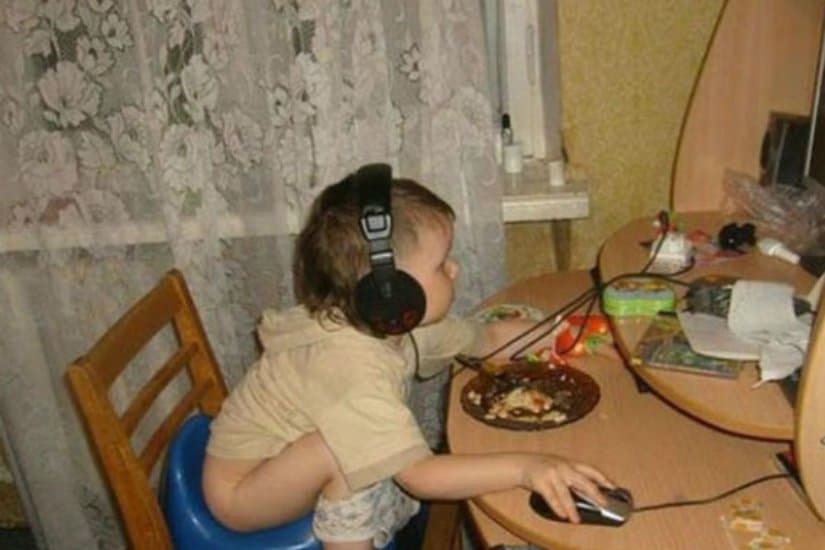 Texting While Driving >> 10 Multitaskers Who Know How To Get Things Done - Page 3 of 5 Texting While Driving >> 10 Multitaskers Who Know How To Get Things Done - Page 3 of 5