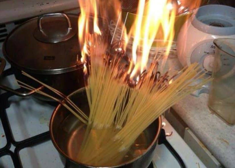 Bilderesultat for funny kitchen fail